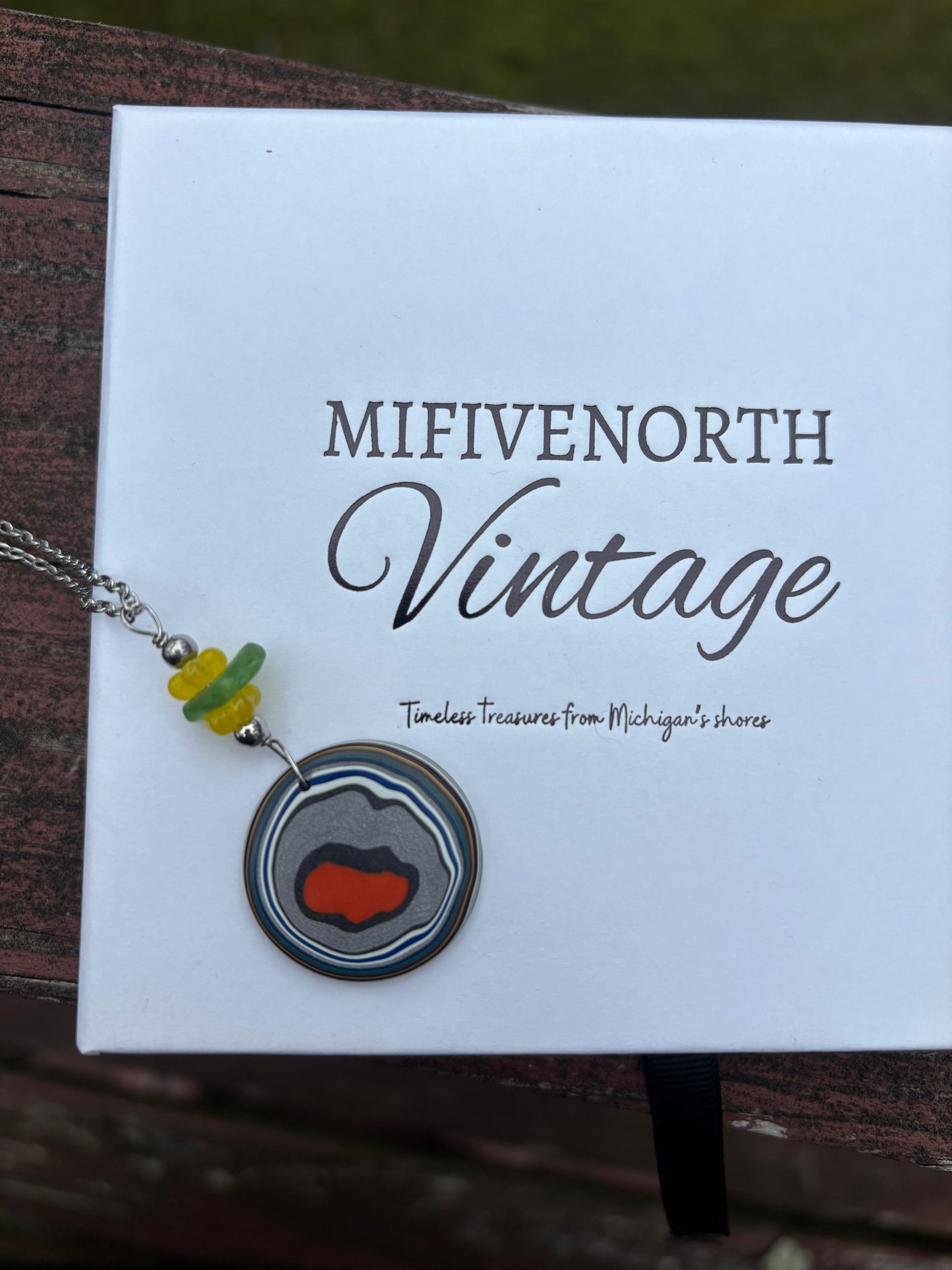 Michigan Fordite & Beach Glass Pendant – Great Lakes Color Pop