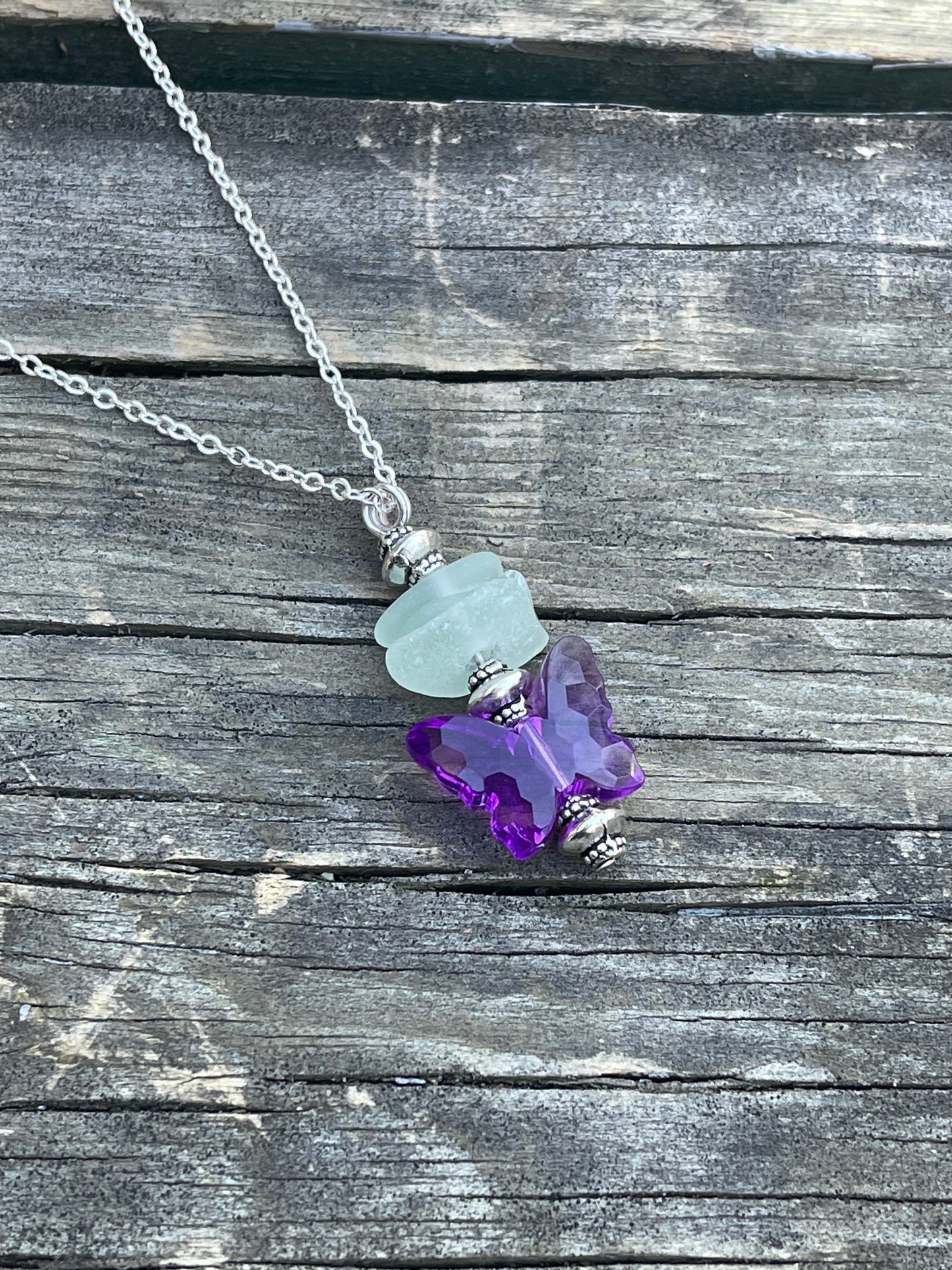 Adorable Turquoise Genuine Lake Michigan Beach Glass & Purple Lucite VINTAGE butterfly bead necklace