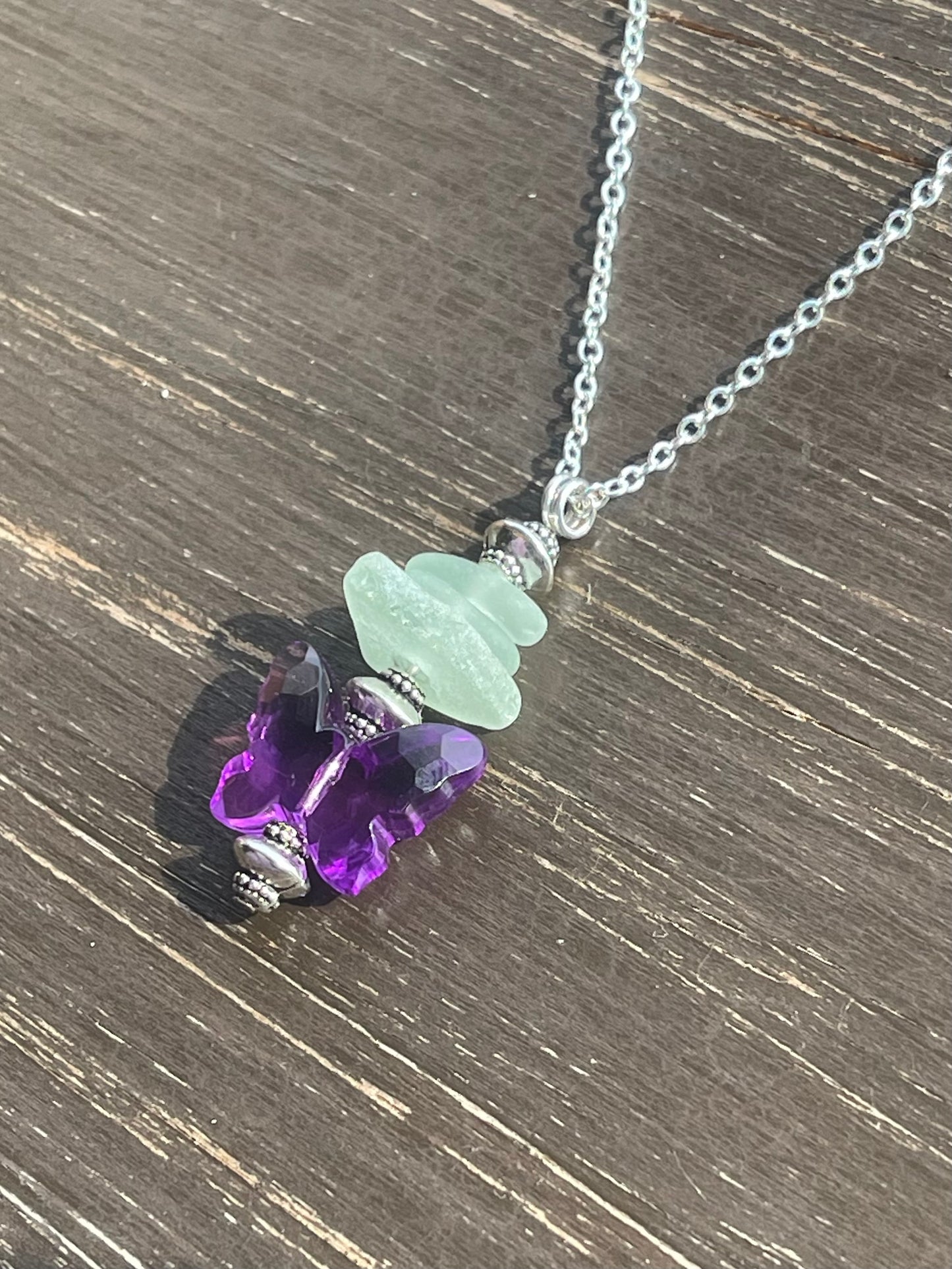 Adorable Turquoise Genuine Lake Michigan Beach Glass & Purple Lucite VINTAGE butterfly bead necklace