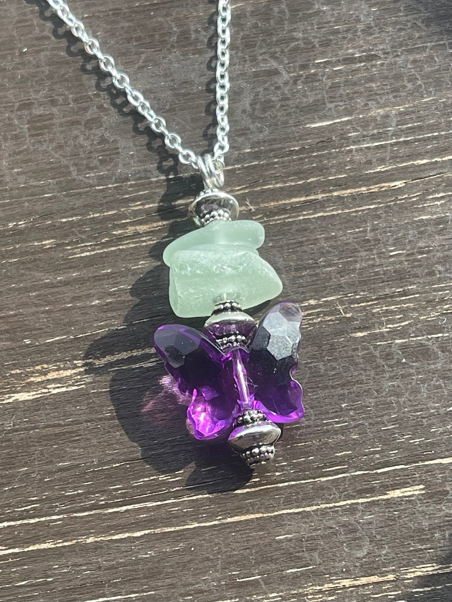 Adorable Turquoise Genuine Lake Michigan Beach Glass & Purple Lucite VINTAGE butterfly bead necklace